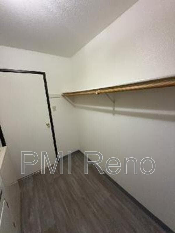 Reno Apartment: 160 Park Street