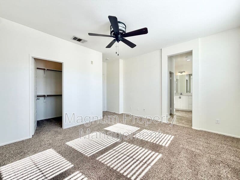 Temecula House: 28075 Calle Bonita
