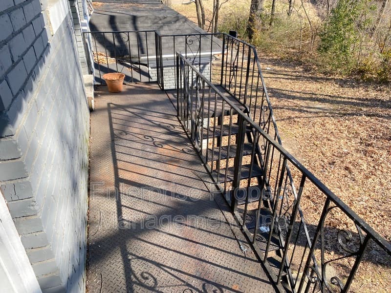 Memphis Condo: 1111 North Parkway