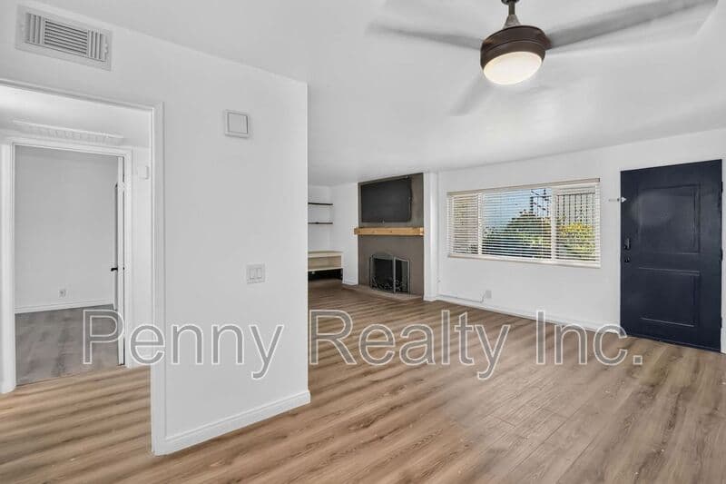 Escondido Condo: 806 E 4th Ave.