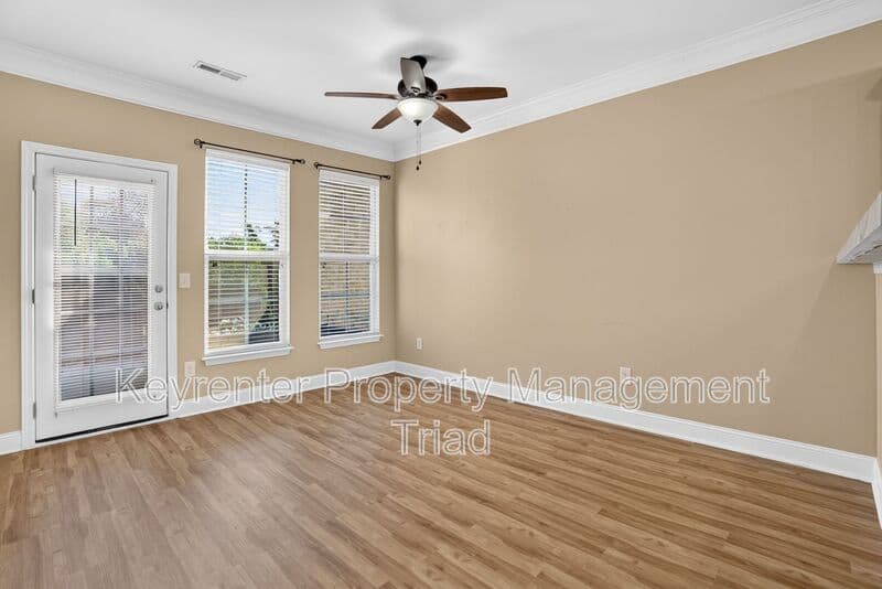 High Point House: 3779 Shadow Ridge Drive