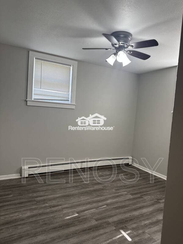 Ankeny House: 114 NW College