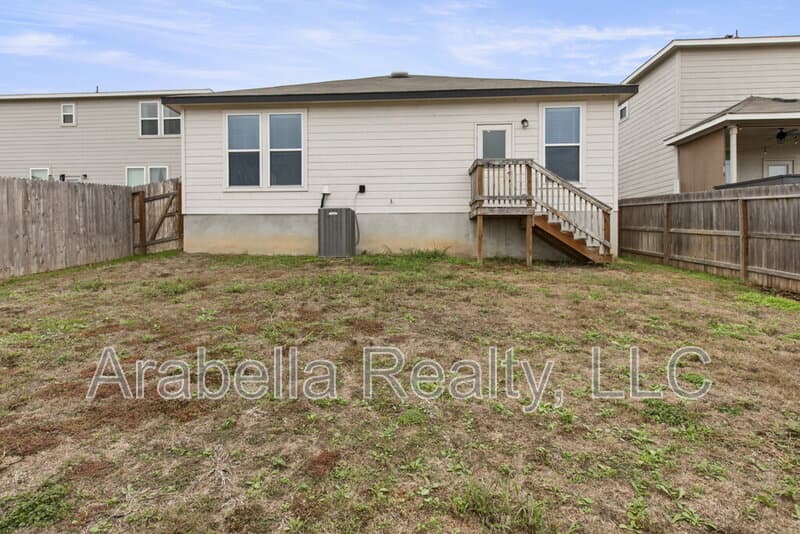 New Braunfels House: 440 Lynwood Gold