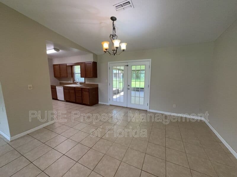 Summerfield House: 13606 SE 48th Court
