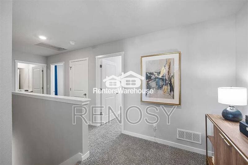 Adel House: 2124 Bugge Drive