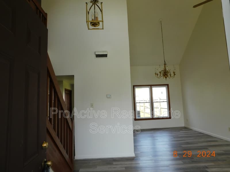 Virginia Beach House: 1461 Thamesford Dr.