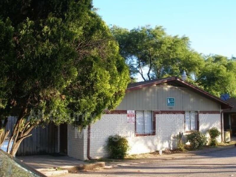 Austin Condo: 6506 South First Street