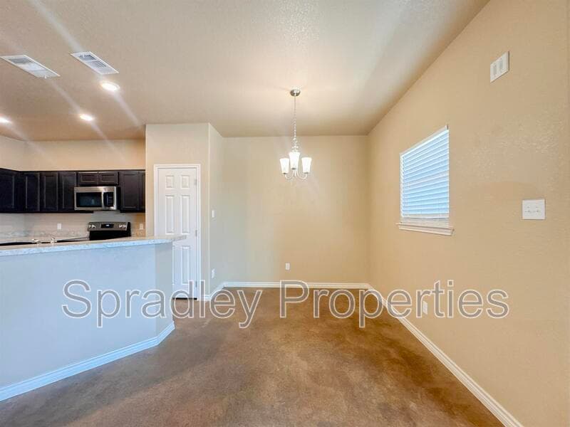 Belton Condo: 1562 Vani Ct