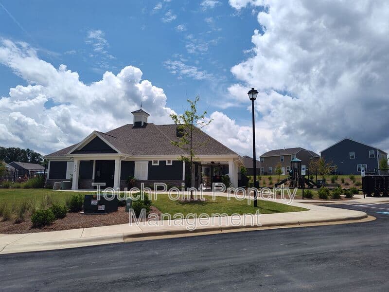 Monroe House: 529 Zermatt Court