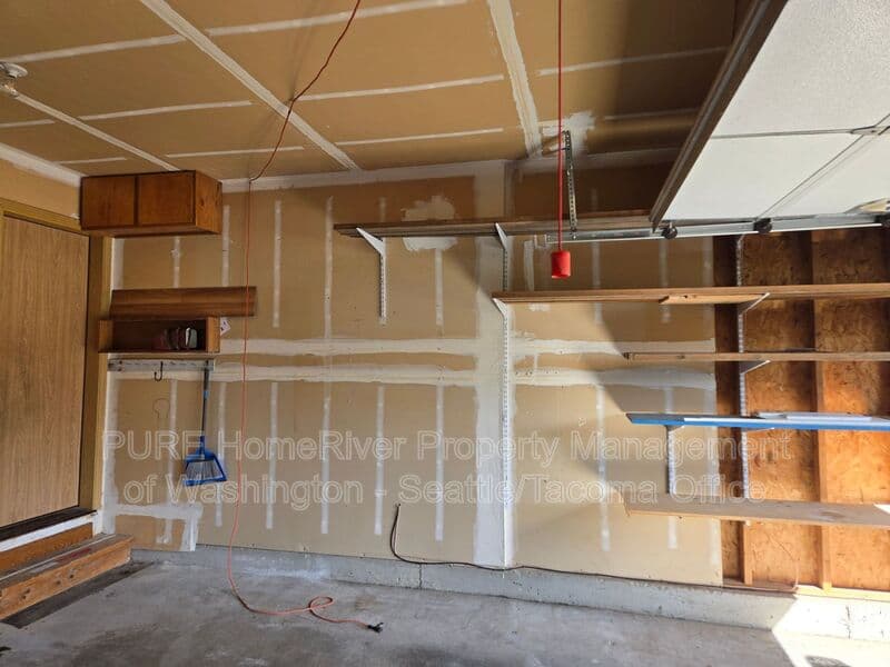 Buckley House: 11004 222nd Avenue Ct E