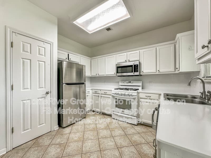 Round Rock House: 2007 Chaparral Dr