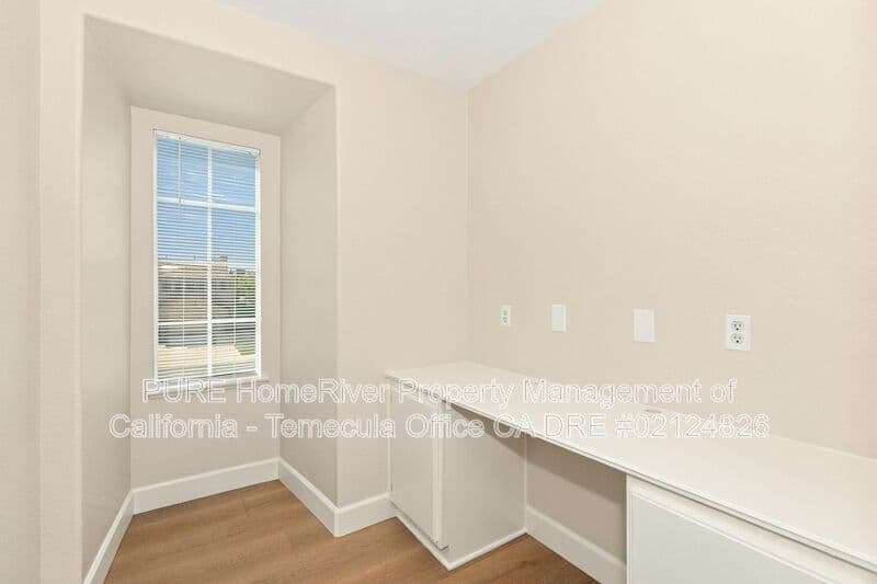 Murrieta House: 29382 Taos Cir