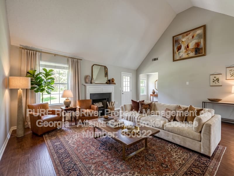 Mcdonough House: 1017 Maris Ln