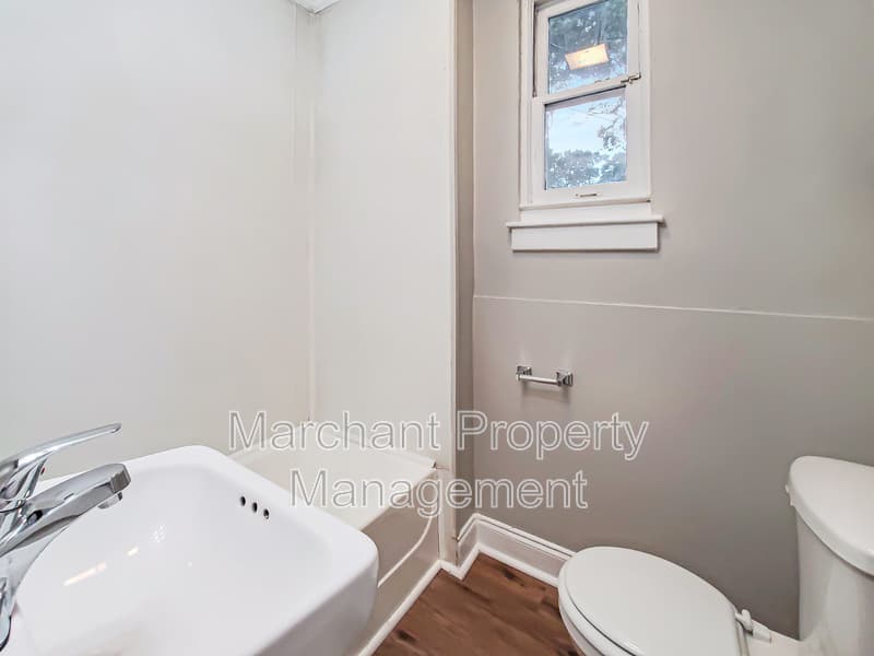 Greenville House: 4 Brookforest Drive