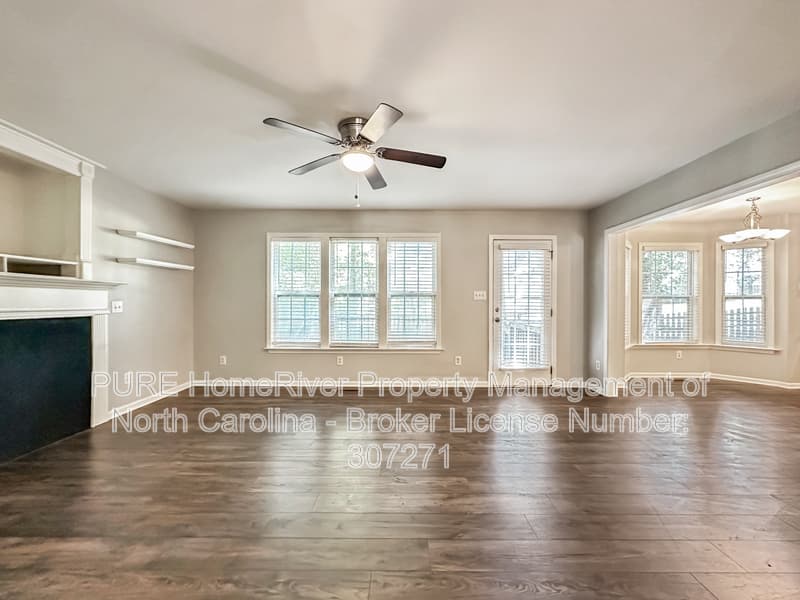 Clayton House: 384 Santa Gertrudis Dr
