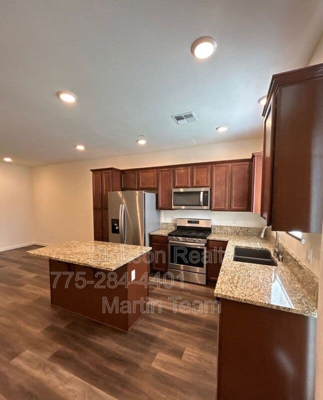 Reno House: 5070 Ciarra Kennedy Lane