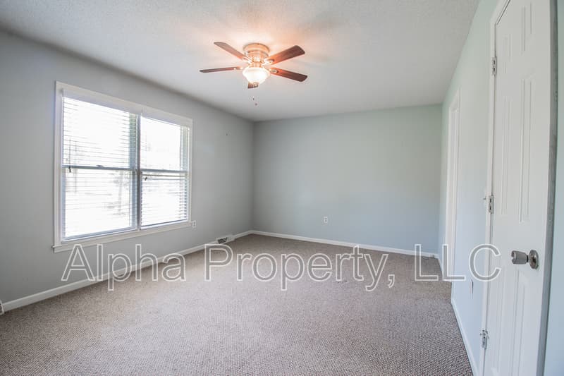 Greer House: 102 Ticonderoga Drive
