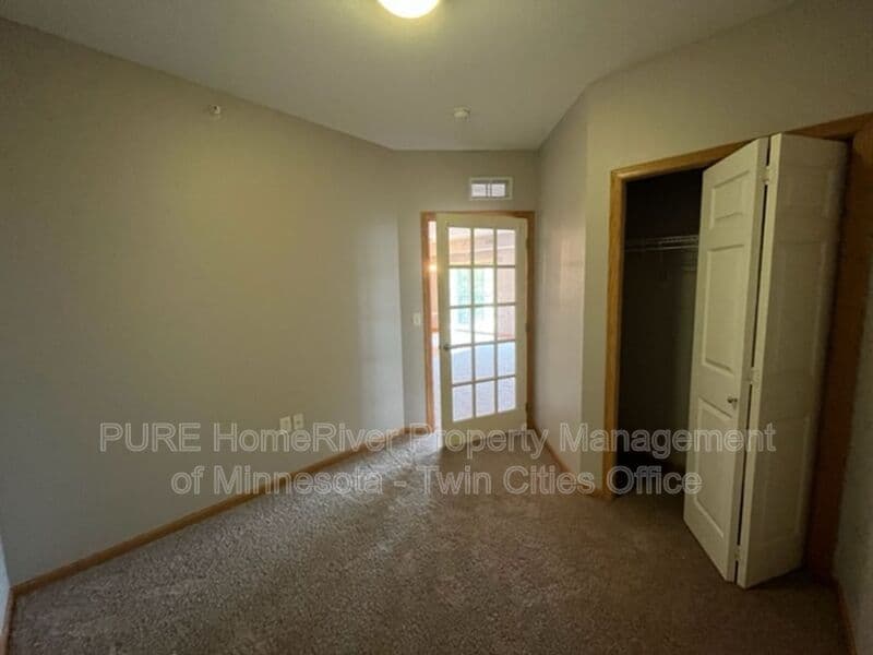 Saint Paul Condo: 1800 Graham Ave
