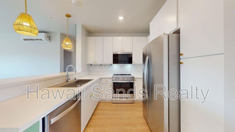 Kapolei House: 91-4099 Hikuono St