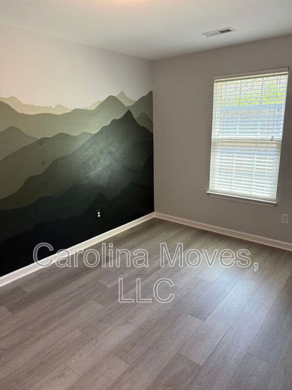 Mauldin Townhome: 479 Woodbark Ct.