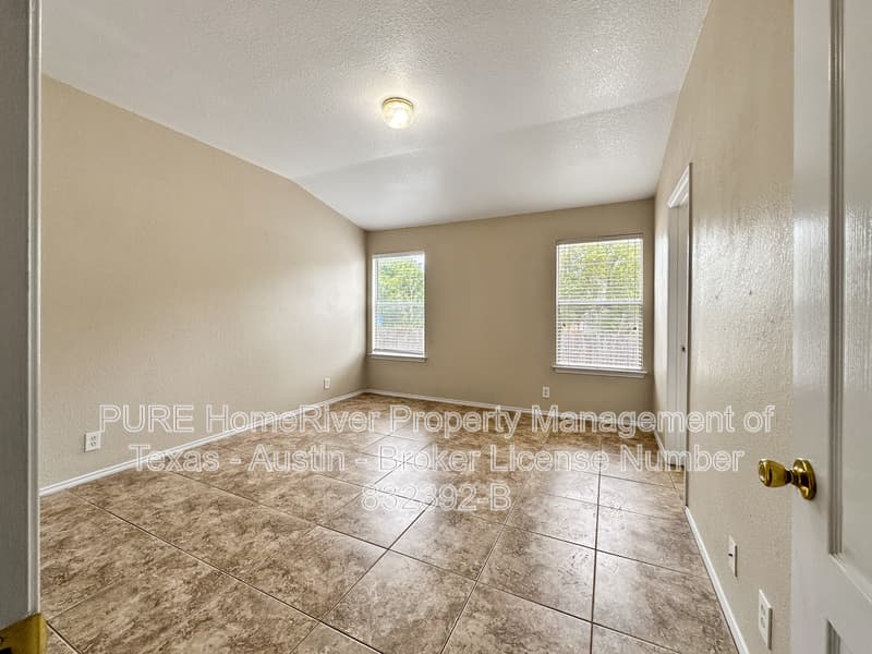 Austin House: 9806 Copper Creek Dr