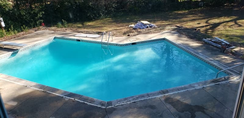 Monroe Condo: Bedroom in Mid Century Mini Mansion - All Utilities & Wif Included  - Pool