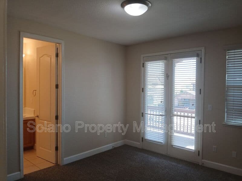 Vacaville House: 2167 Newcastle Dr.
