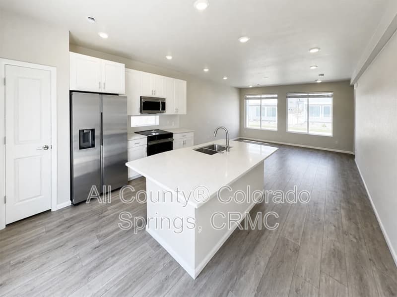 Colorado Springs House: 5635 Dakan Loop