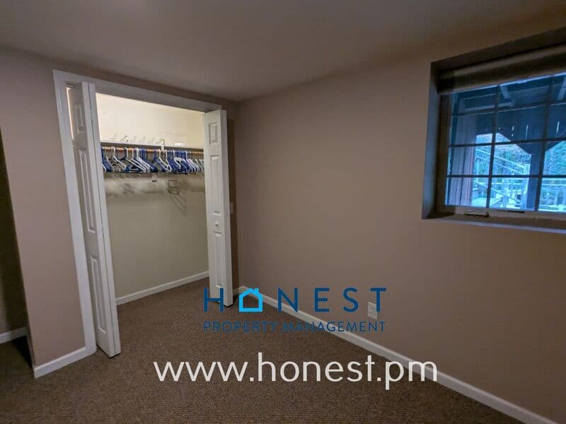 Winslow Condo: 235 South Pond Road
