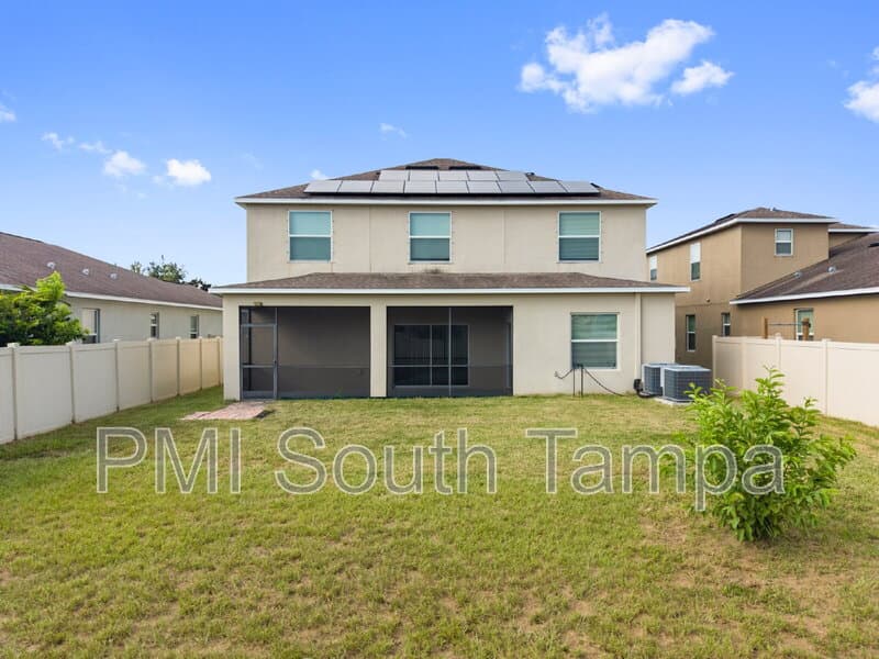 Hudson House: 13740 Newport Shores Dr