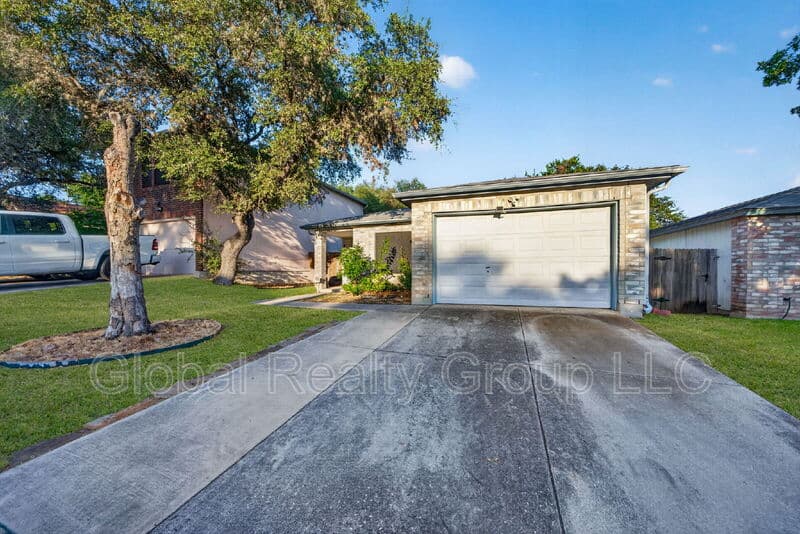 San Antonio House: 12914 Ocean Glade