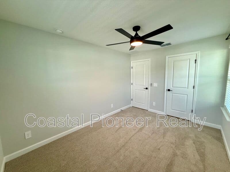 Tampa House: 7622 Deer Valley Cir