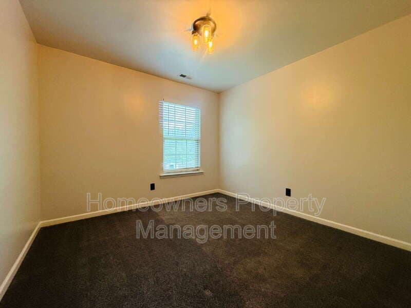 Spring Lake House: 69 River Oak St.