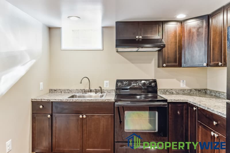 Baltimore Condo: 516 Beaumont Ave