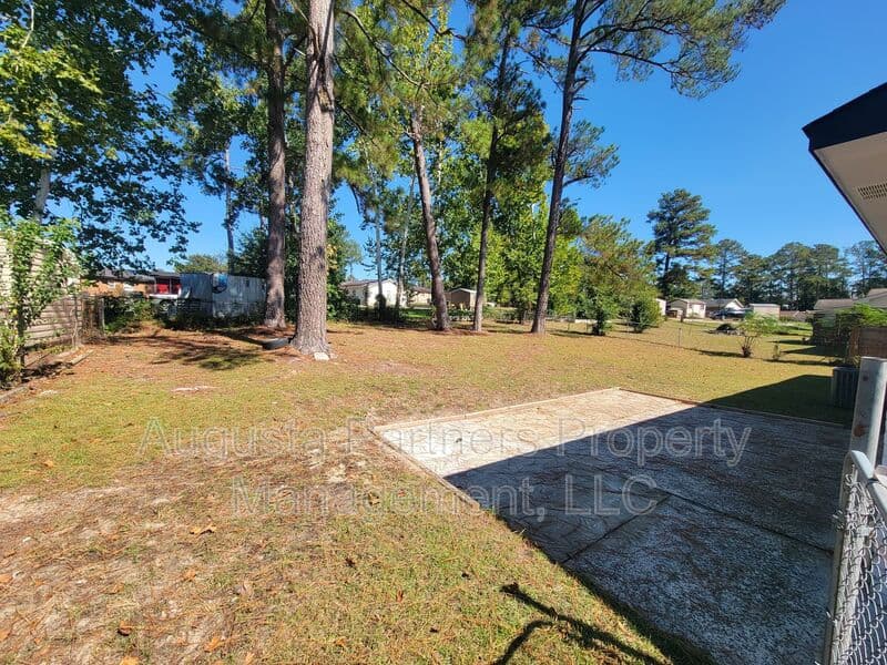 Augusta House: 2965 Meadowbrook Drive