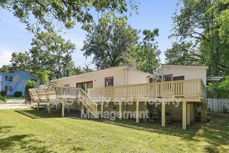 Atlanta House: 1014 Curran Street NW