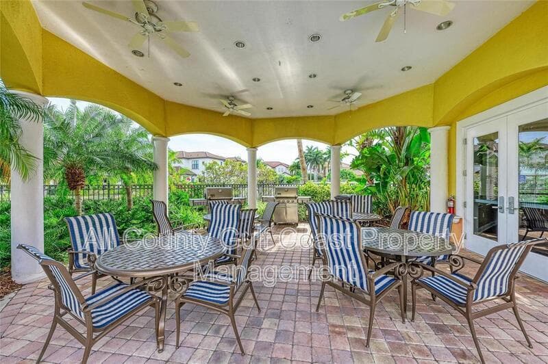 Palmetto House: 611 Riviera Dunes Way