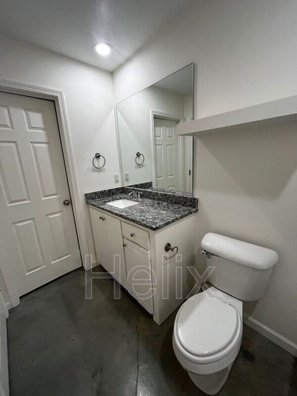 Pearl House: 246 Skylane Dr.