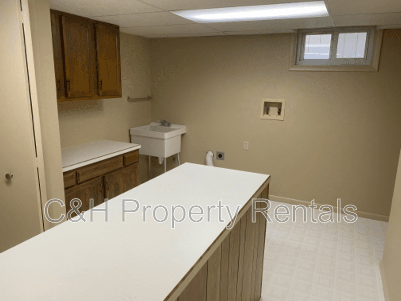 Billings Condo: 2080 Glasser Place - 1