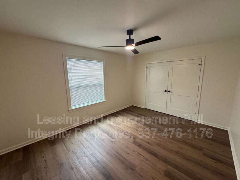 Lafayette Condo: 105 Meaux Blvd Apt 4