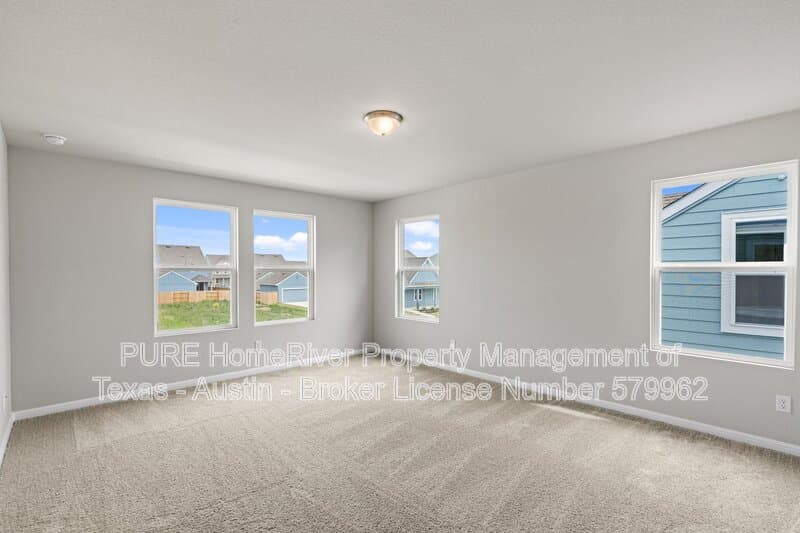 Taylor House: 110 Cherry Blossom Ln