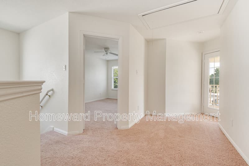 Aubrey House: 10256 Franklin Drive