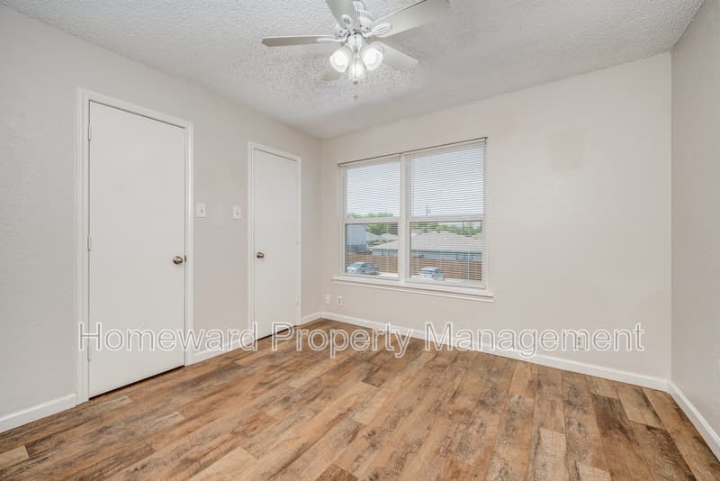 Denton Condo: 604 Meadow View Court - 3