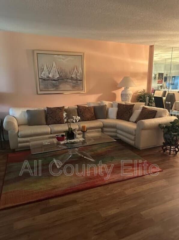 Lake Worth Condo: 4735 Lucerne Lakes Blvd