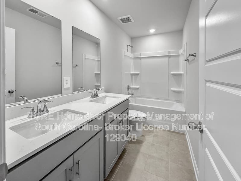Moore House: 1521 Switchback Cir