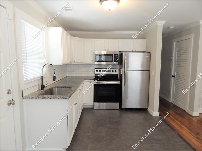 Atlanta House: 2579 Abner Pl NW