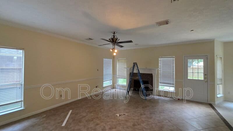 Houston, House: 15335 Garett Green Cir