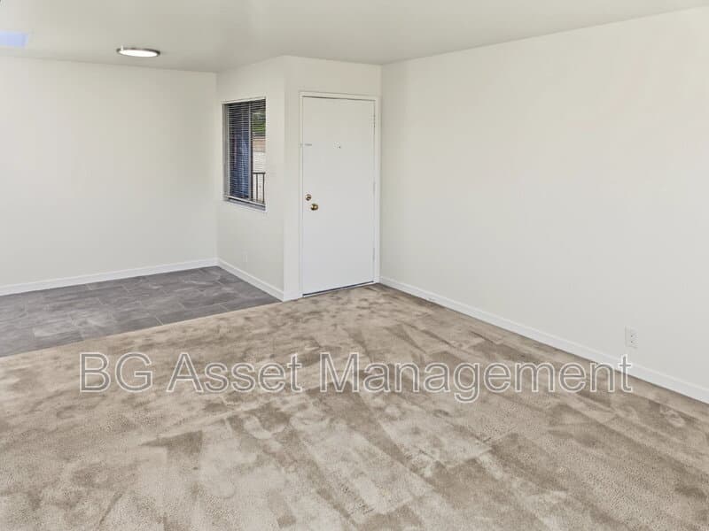 Richmond Condo: 5308 Columbia Ave
