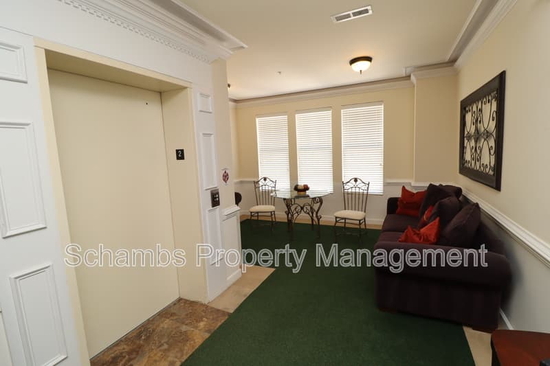 Apex Condo: 223 Eyam Hall Ln
