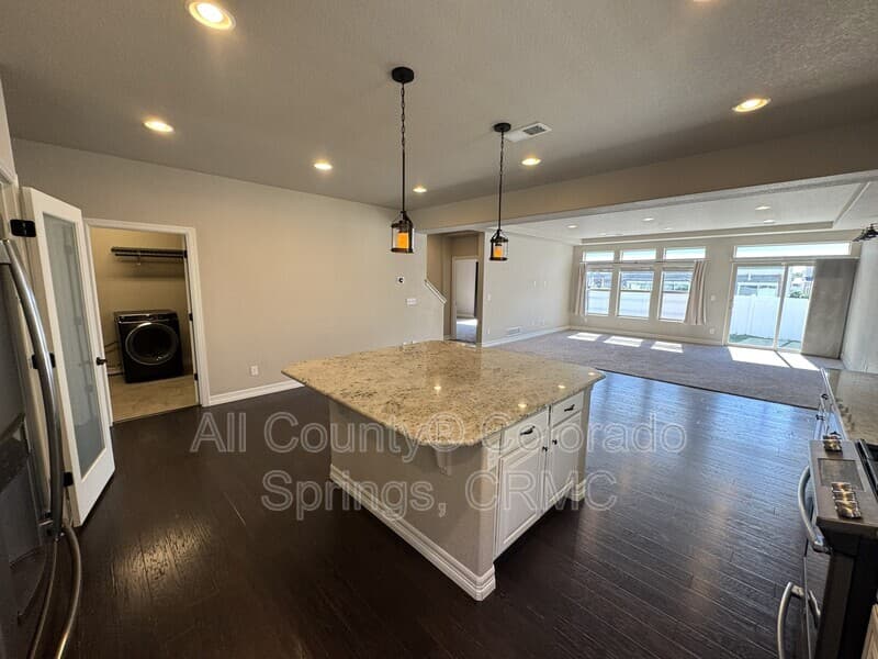 Fountain House: 7941 Whistlestop Lane